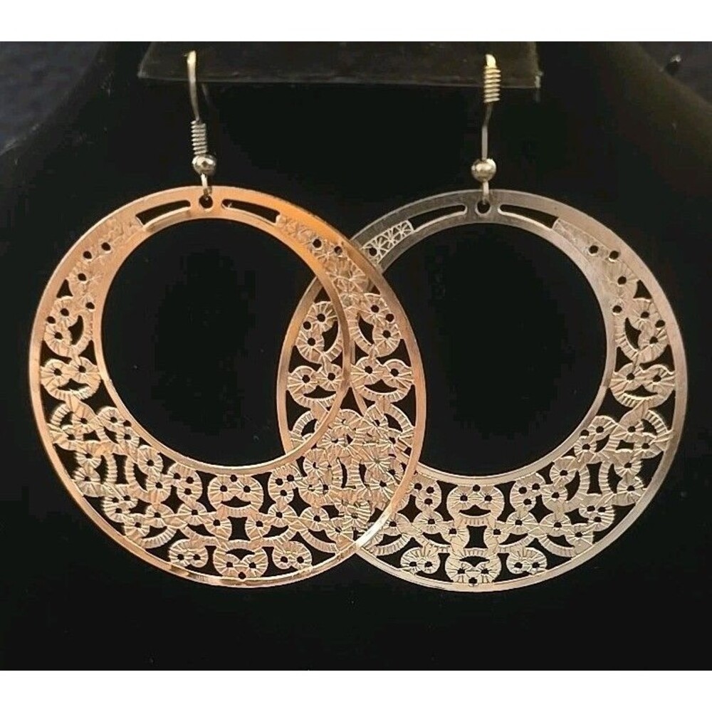 Silvertone Filigree Pierced Dangle Earrings